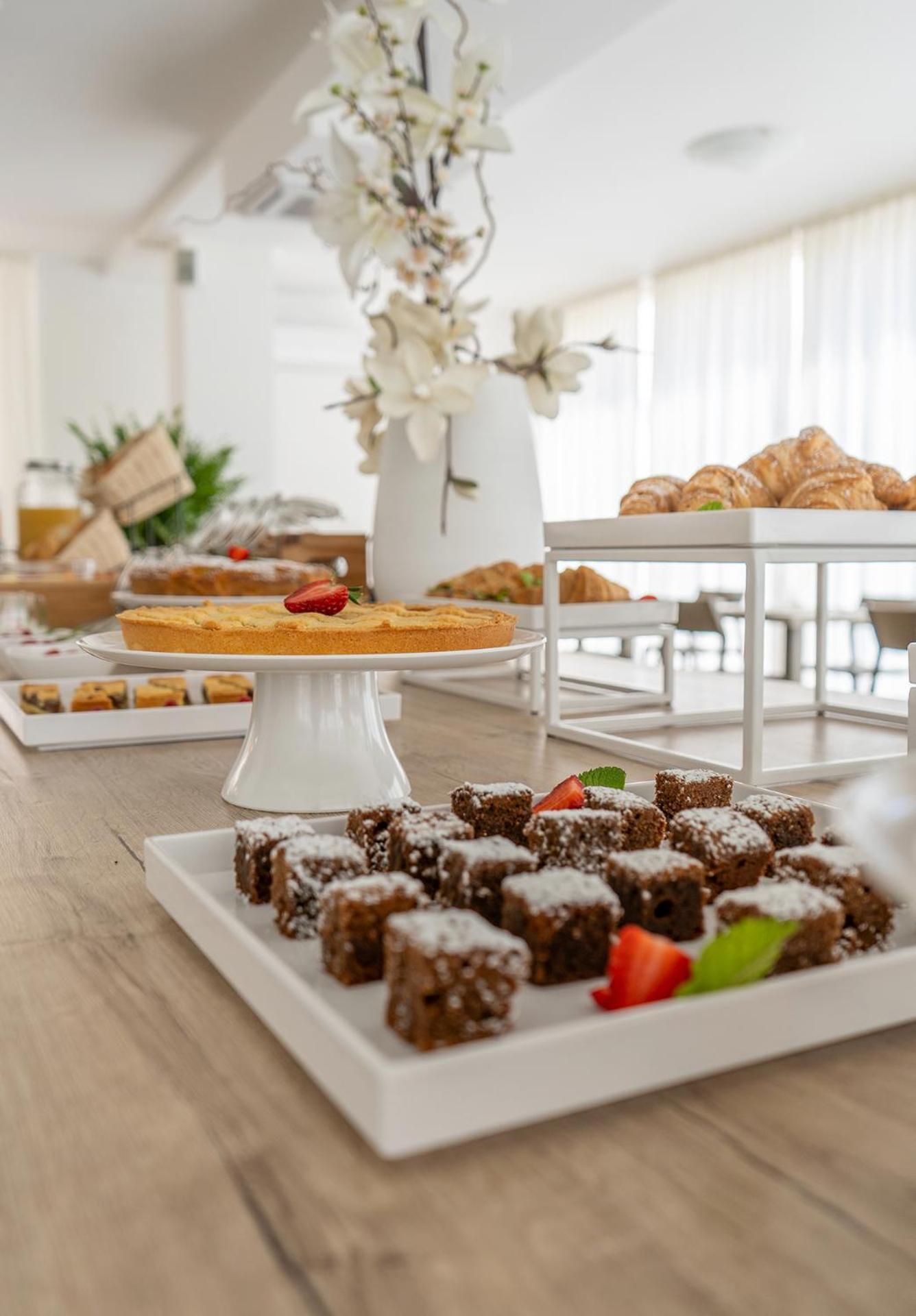 ריצ'יונה Hotel Carmen מראה חיצוני תמונה