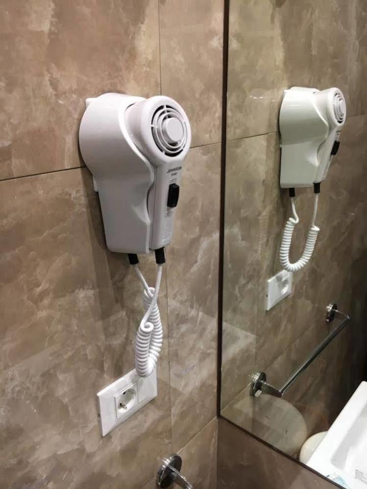 ריצ'יונה Hotel Carmen מראה חיצוני תמונה