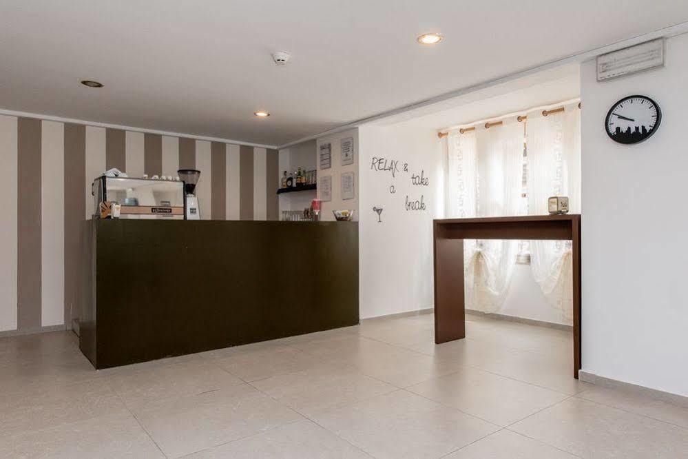 ריצ'יונה Hotel Carmen מראה חיצוני תמונה